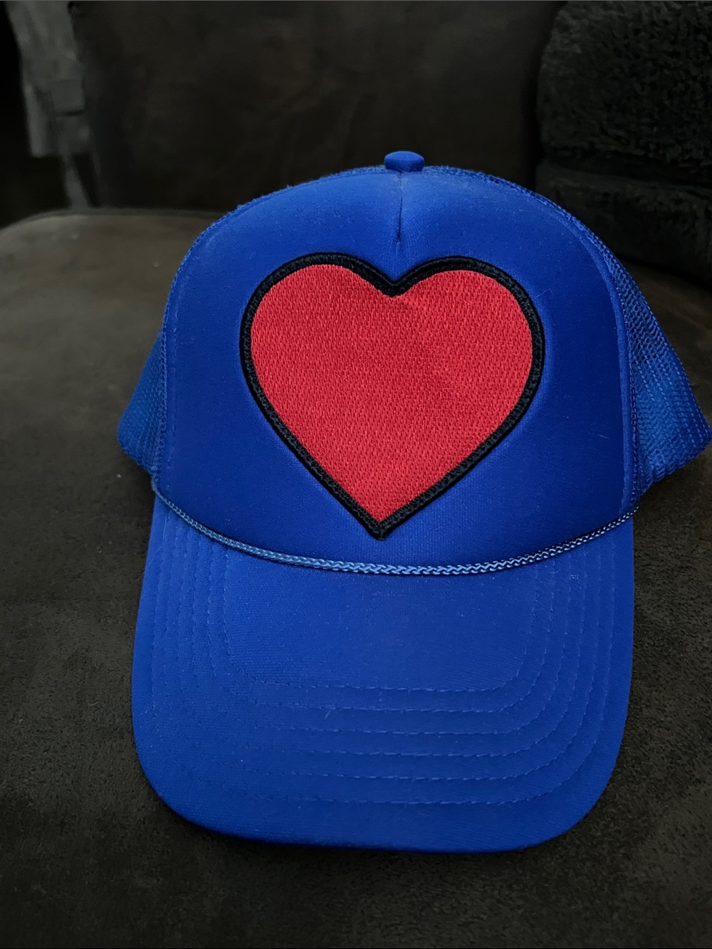 Aviator nation, blue hat with red heart